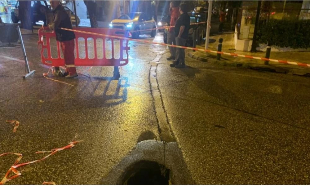Δήμος Χαλανδρίου: Πόσο ρεζίλι πια - Κακοτεχνία που "βγάζει μάτι" ο υπαίτιος της καθίζησης στην οδό Παπανικολή